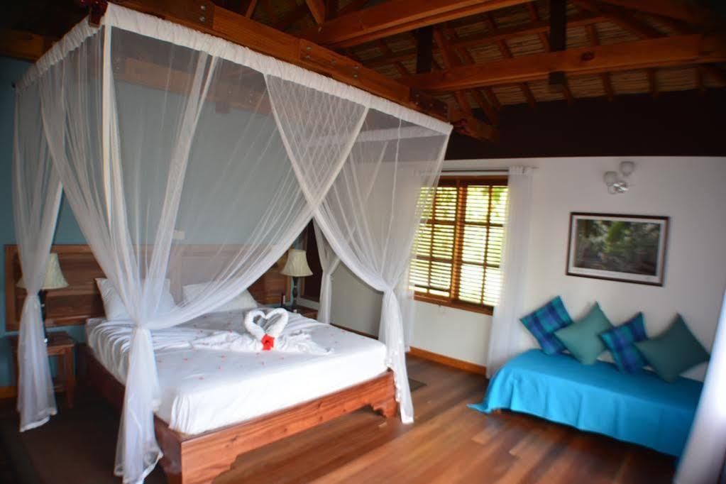 Heliconia Grove Anse Volbert Village Exterior foto